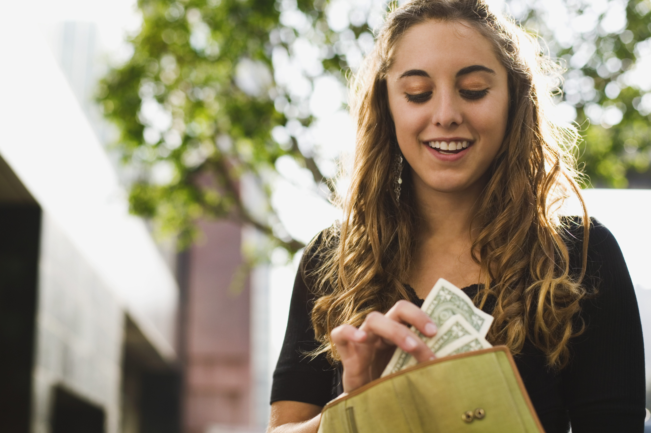 Effective Ways To Save Money As A College Student