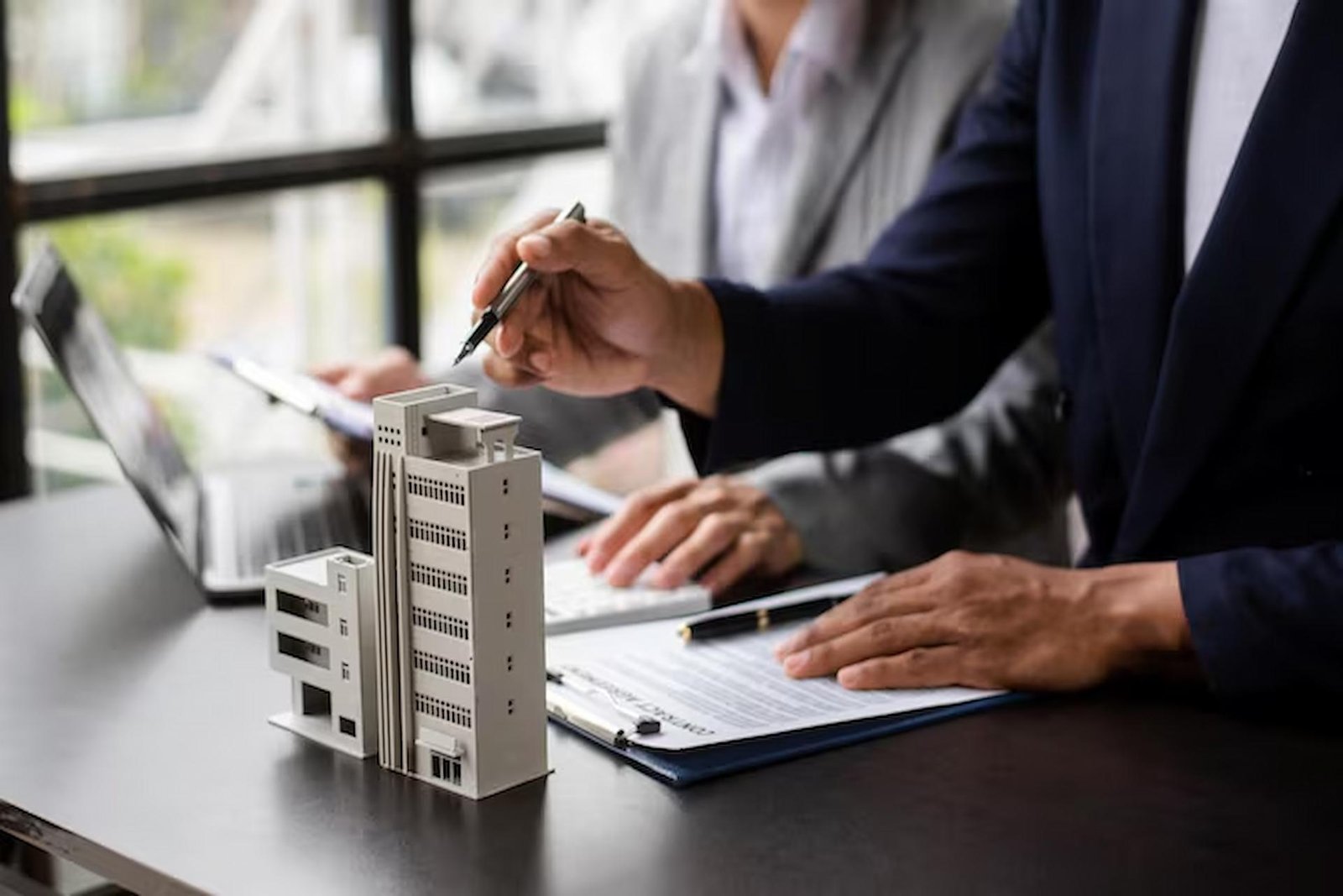 What Comprehensive Commercial Property Management Services Include (And What They Don’t)