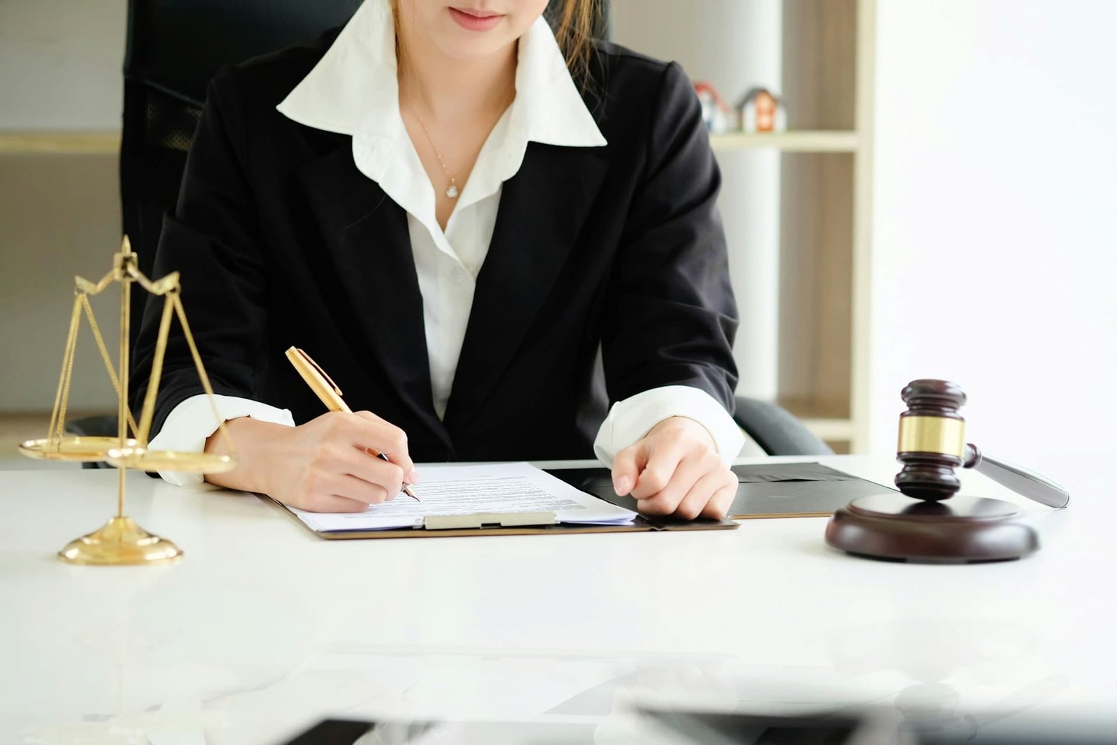 Employment Lawyers and Their Role in Protecting Your Workplace Rights